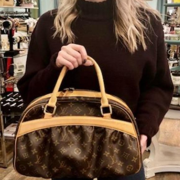 Louis Vuitton Handbags - Louis Vuitton Mizi Monogram Canvas Limited Edition